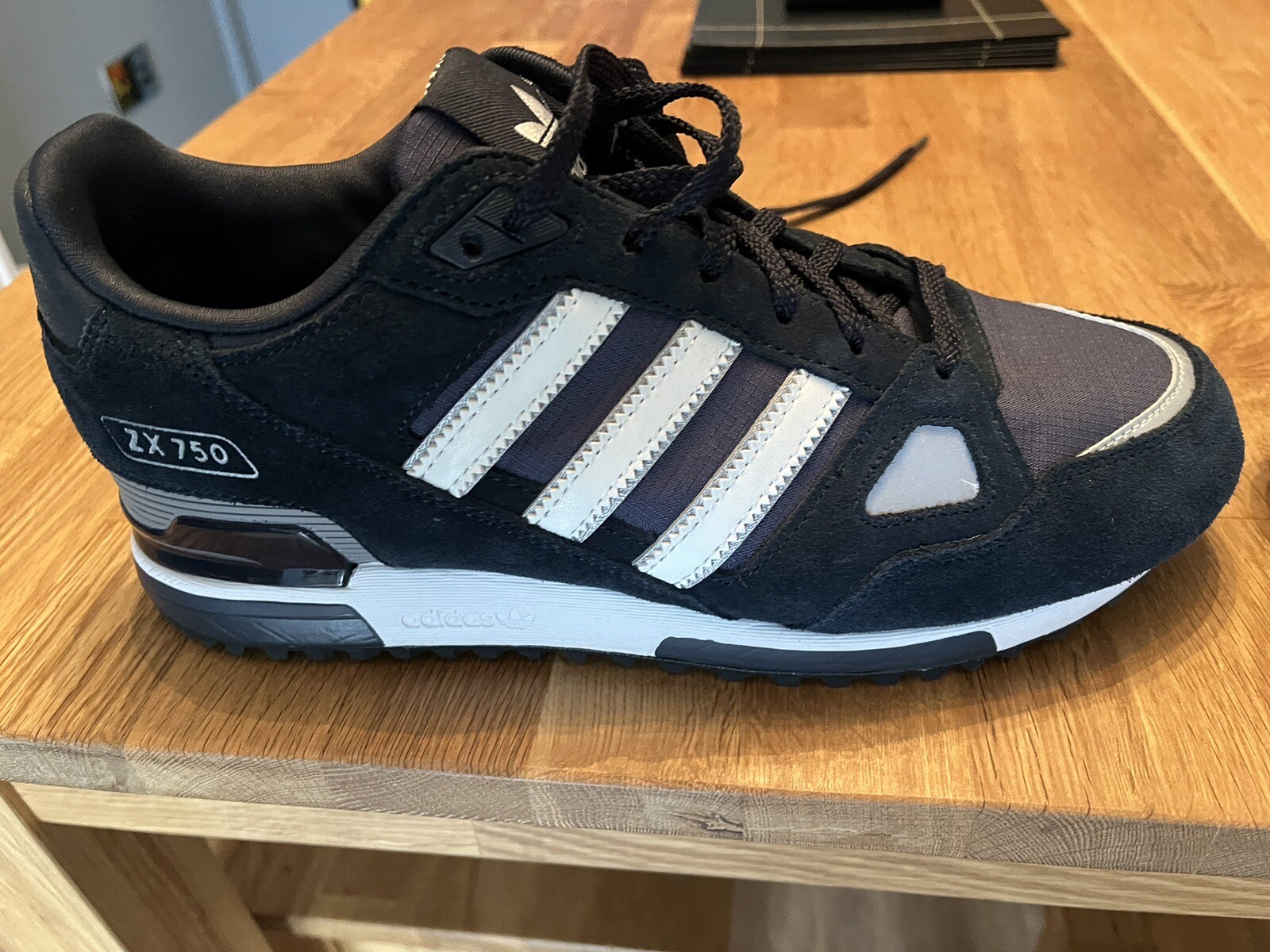 adidas zx 750 navy silver white