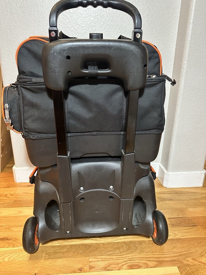 BOWLING EQUIPMENT(4 Balll Hammer Bag, Hammer ball, Storm ball, Columbia