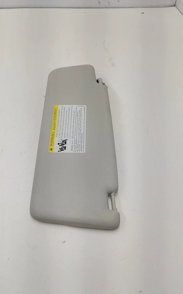 Volkswagen Passat 2018 parasol lado del pasajero delantero derecho OEM Foto 4 de 4