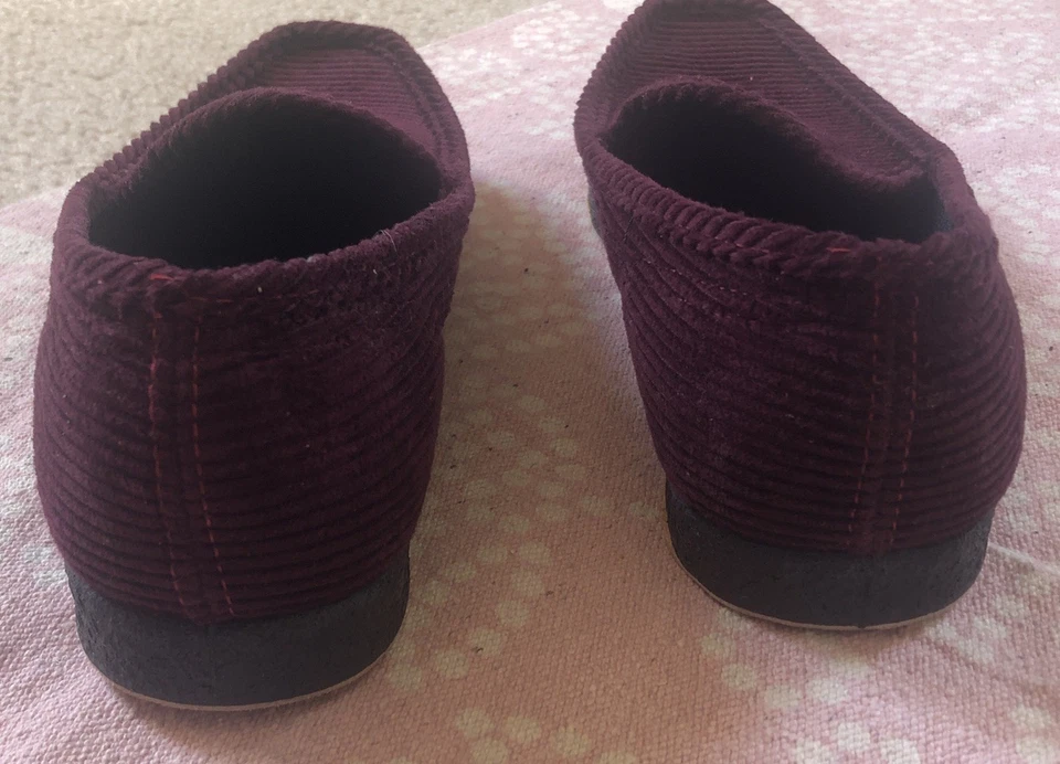 Mocasín sin cordones FoamTreads para hombre 8M de pana borgoña para abuelo Foto 3 de 4