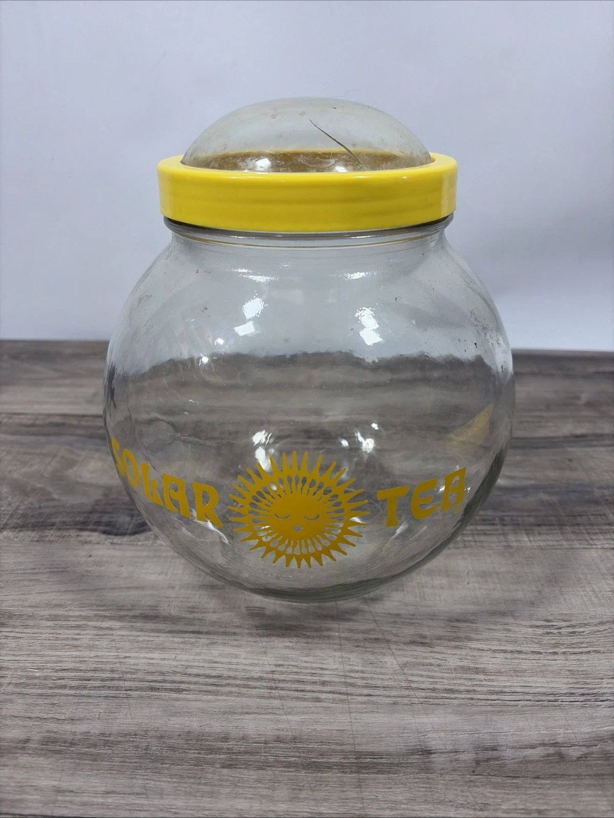 Vintage Solar Sun Tea Glass Jar w/ Yellow Lid & Sun Graphic – 1 Gal Dome Top