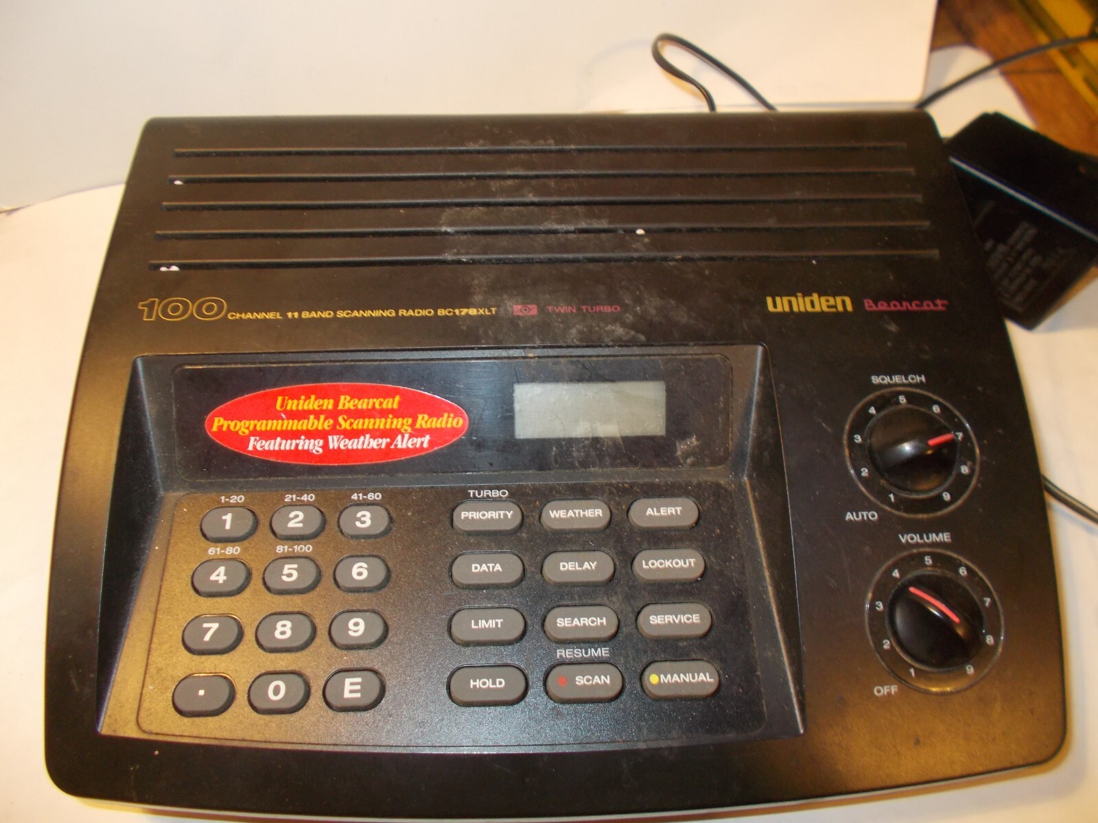 UNIDEN BEARCAT 100 Channel 11 Band Analog Scanner BC178XLT Police