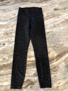 leggings lululemon leopard worn once length