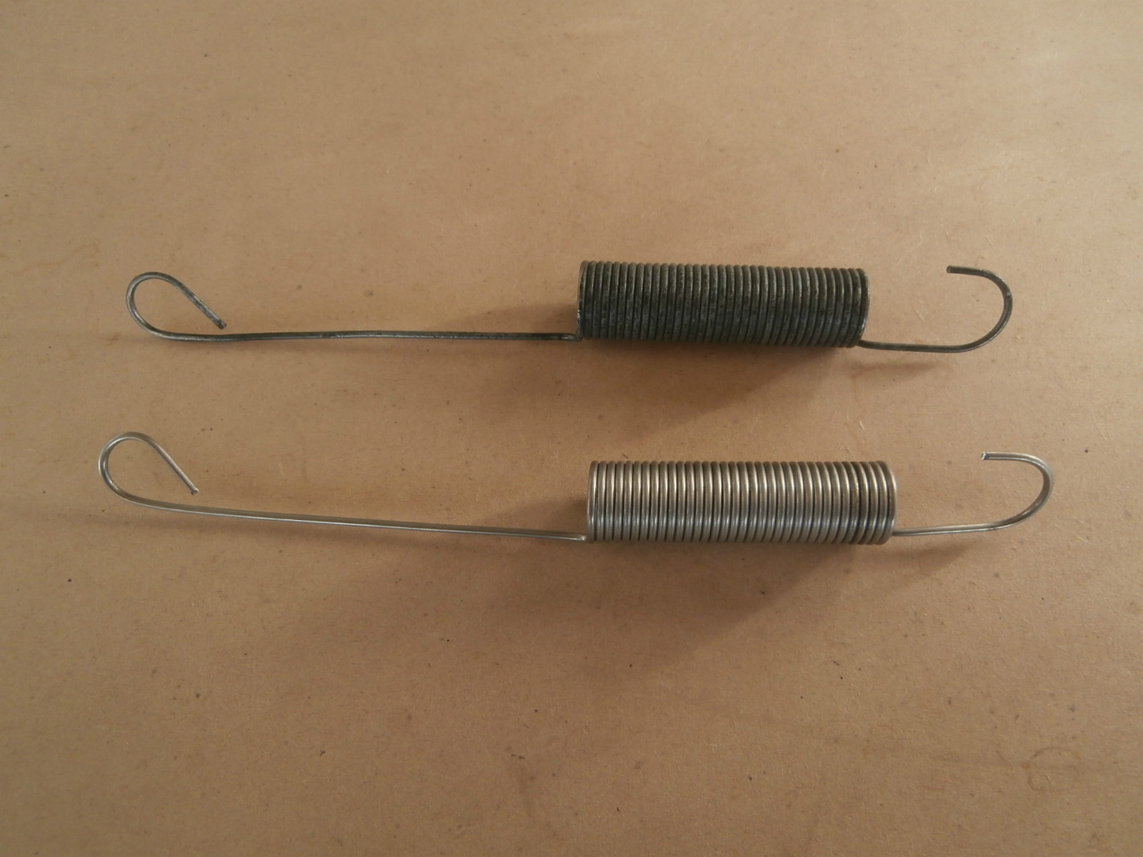 Holden HD HR Manual Gear Shift Lever Return Spring New 7431896 3 Speed