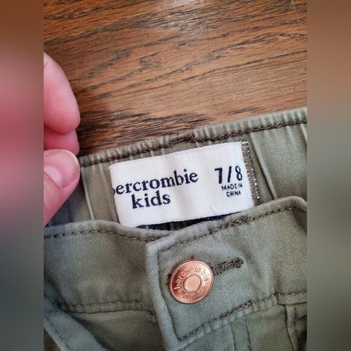 ABERCROMBIE KIDS Girls 7/8 Olivr Green Capris - Picture 7 of 9