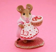 Wee Forest Folk SWEETS FOR MY SWEETIE, WFF# M-702a, LTD 2024, Valentines Mouse