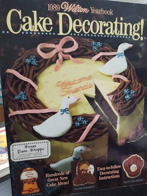 1989 Wilton Yearbook of Cake Decorating