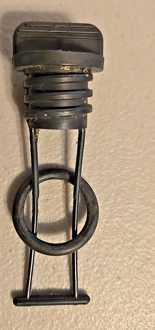 Hobie Drain Plug with Gasket  Item #10091000