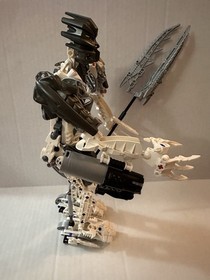 LEGO Bionicle Takanuva 8699 100% Complete with all 4 Zamor Spheres