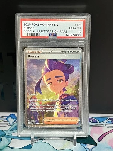 💎 POKEMON PRE EN-PRISMATIC EVOLUTIONS 174/131 KIERAN SIR PSA 10