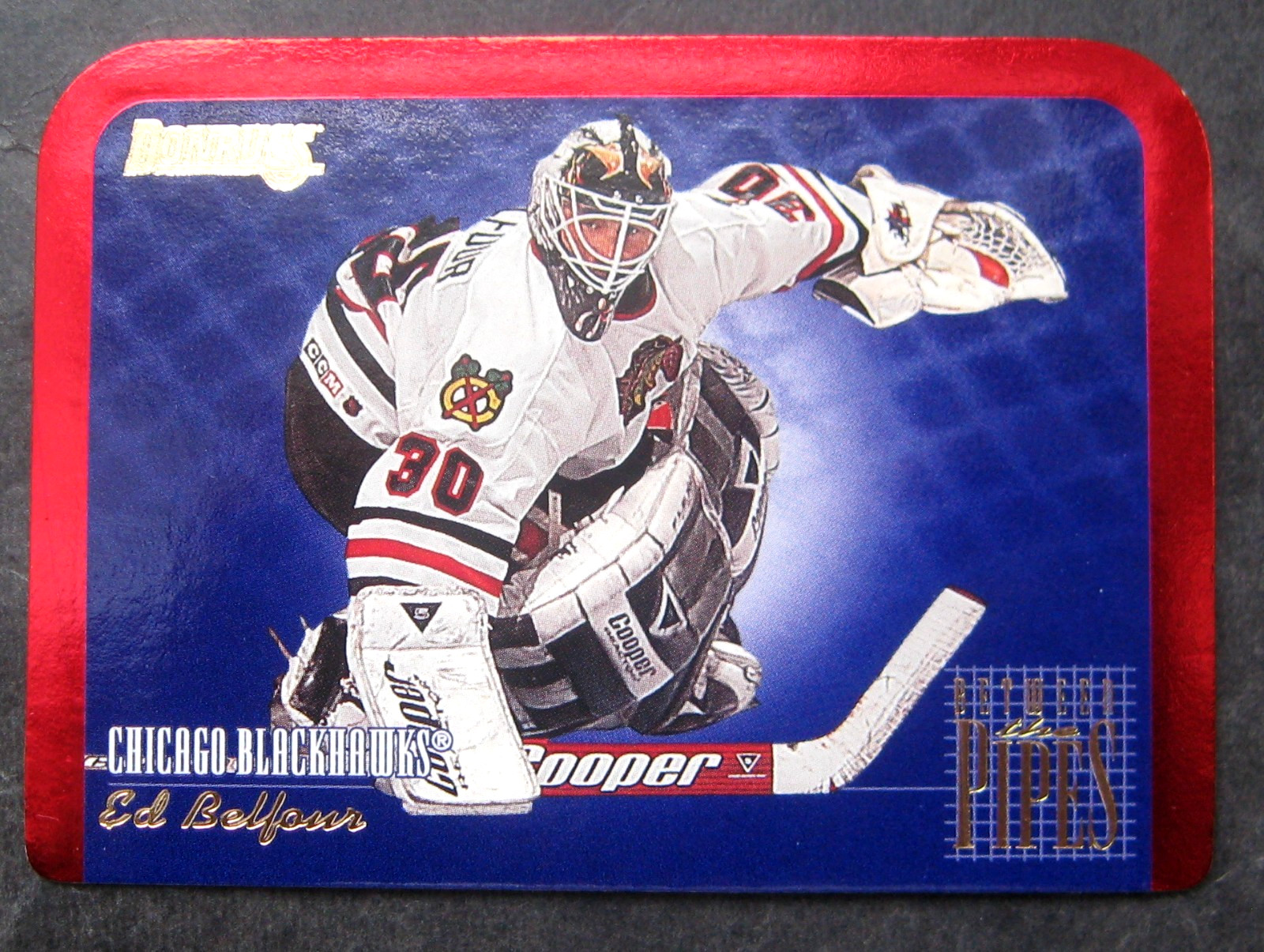 1995-96 Donruss BETWEEN THE PIPES 95-96 ED BELFOUR Card #10**BLACKHAWKS**