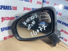 Toyota Verso-S 2011 Passenger Electric GREY Wing Door Mirror E4023405