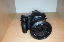 Sony Cyber-shot DSC-RX10 III | DSC-RX10M3