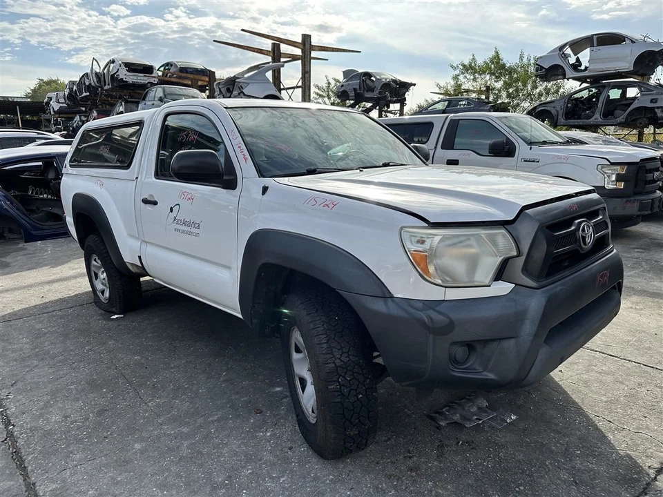 Arnés de cables de tablero Toyota Tacoma 2013 82141-04L70 Foto 2 de 4