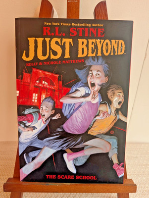 Just Beyond: the Scare School by R. L. Stine (2019, Trade Paperback)