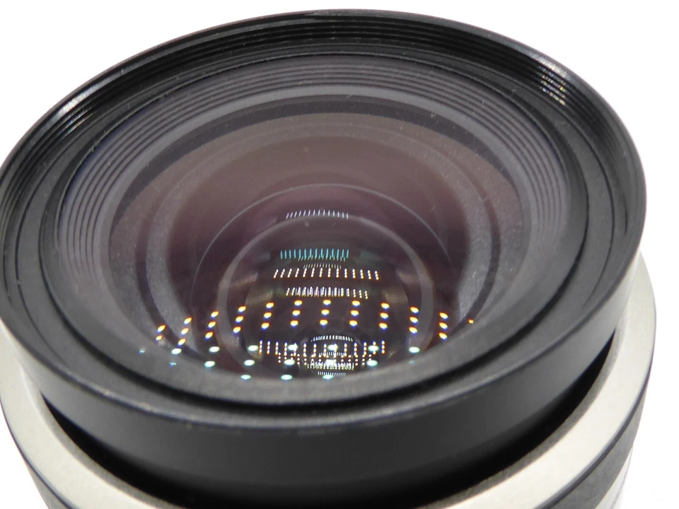 smc Pentax FA 28-80mm f/3.5-5.6 Zoom Lens for Pentax DSLR and SLR cameras  + CAP - Image 3 of 3