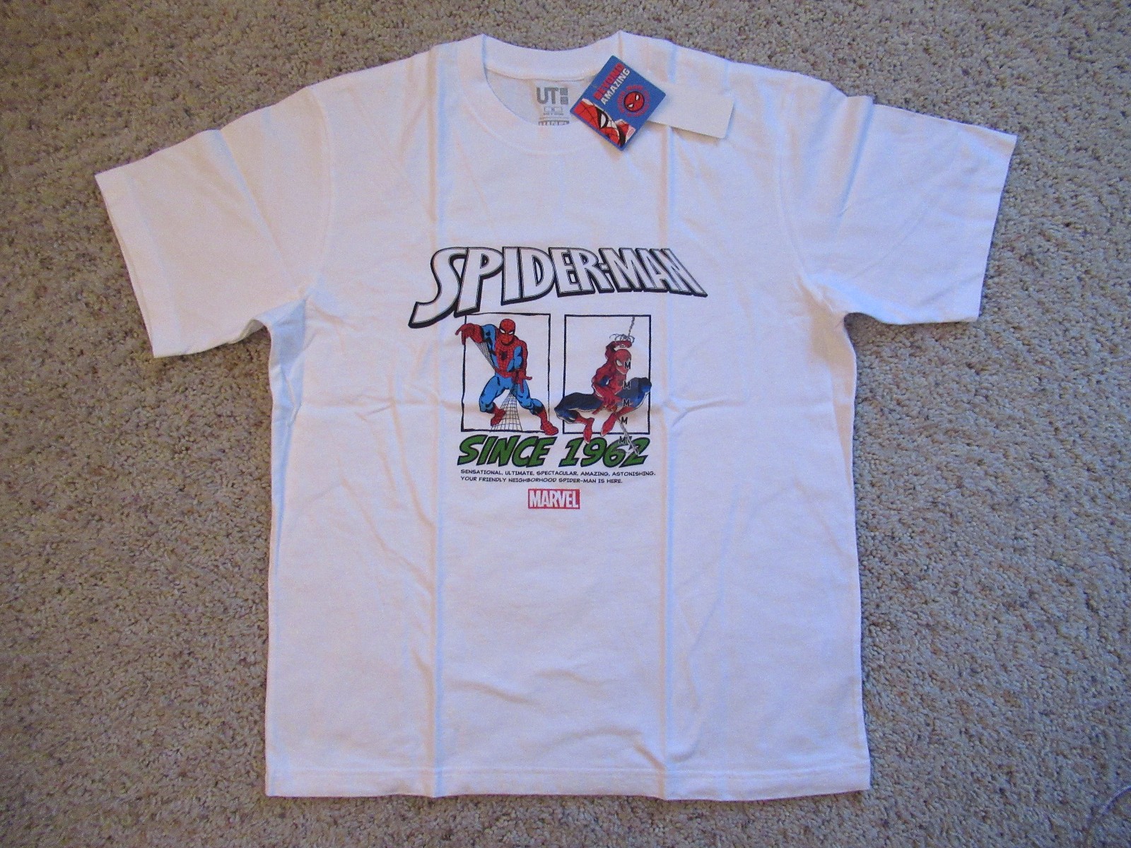 UT Uniqlo Spider-Man 60th Anniversary Amazing Years Graphic T-Shirt Sz Medium
