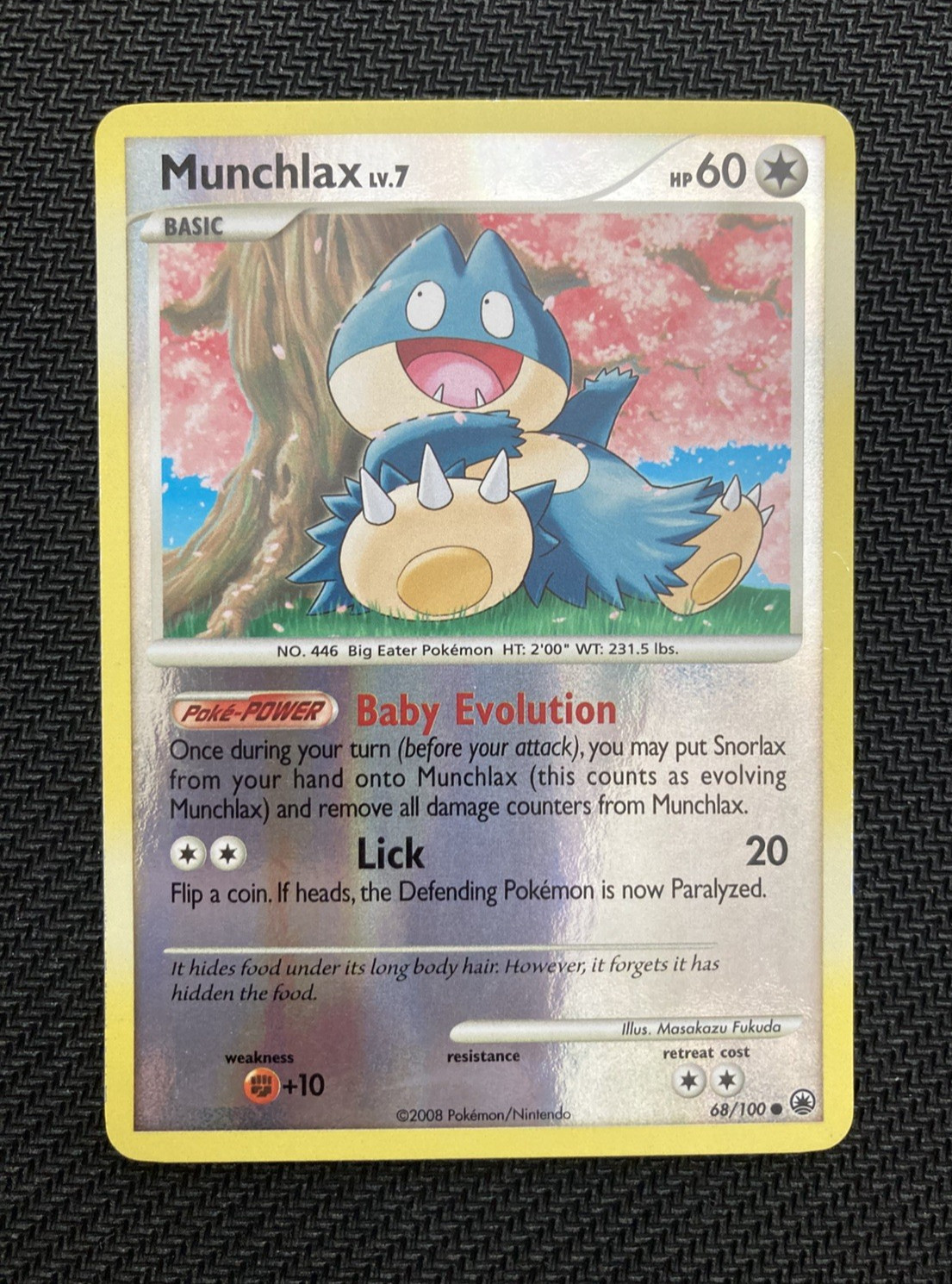 Pokemon Munchlax 68/100Majestic Dawn Reverse Holo