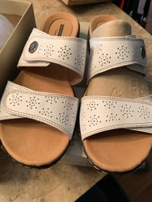 clarks womens sandals size 9