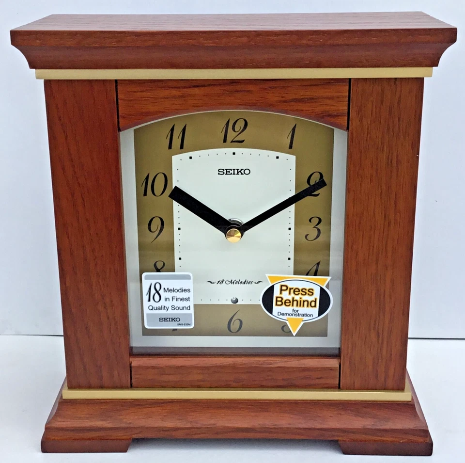 Seiko Oak Wood Finish Musical Battery Mantel Clock QXW249B - Image 2 of 4