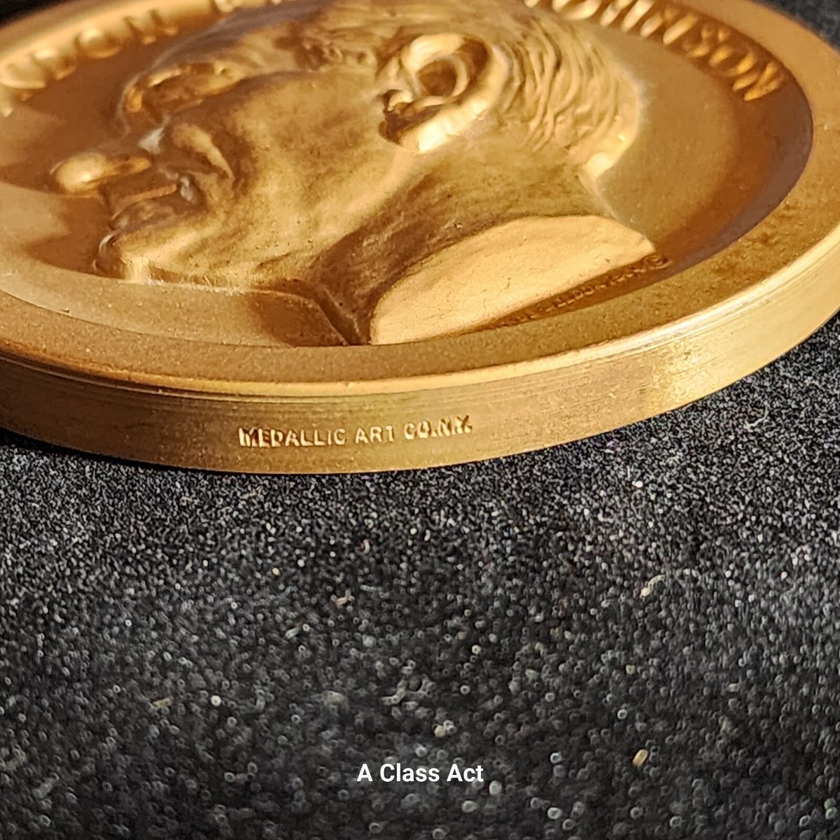 1965 LYNDON B. JOHNSON INAUGURAL BRONZE MEDALLION ORIG. BOX