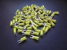 100 lot NOS Panduit PN10-10SLF-D short lock fork pressure terminal connectors