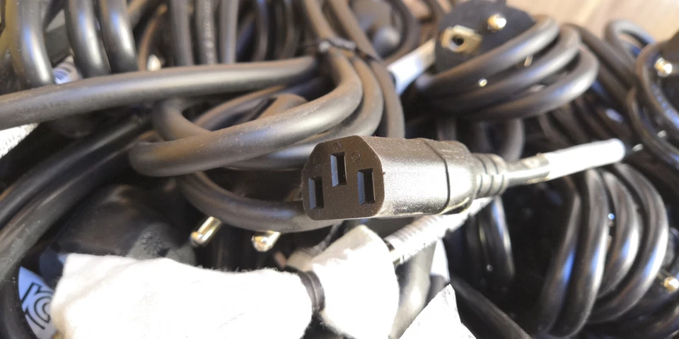 50 x HP L97620-023LW Kaltgerätestecker Stromkabel Computer Drucker Monitor 1,8m - Bild 2 von 4