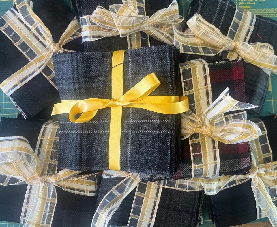 Tartan Quilting Wool Squares X 50 Pieces. Mix Grey/ Black 6 InchBy 6 Inch - Image 3 of 3