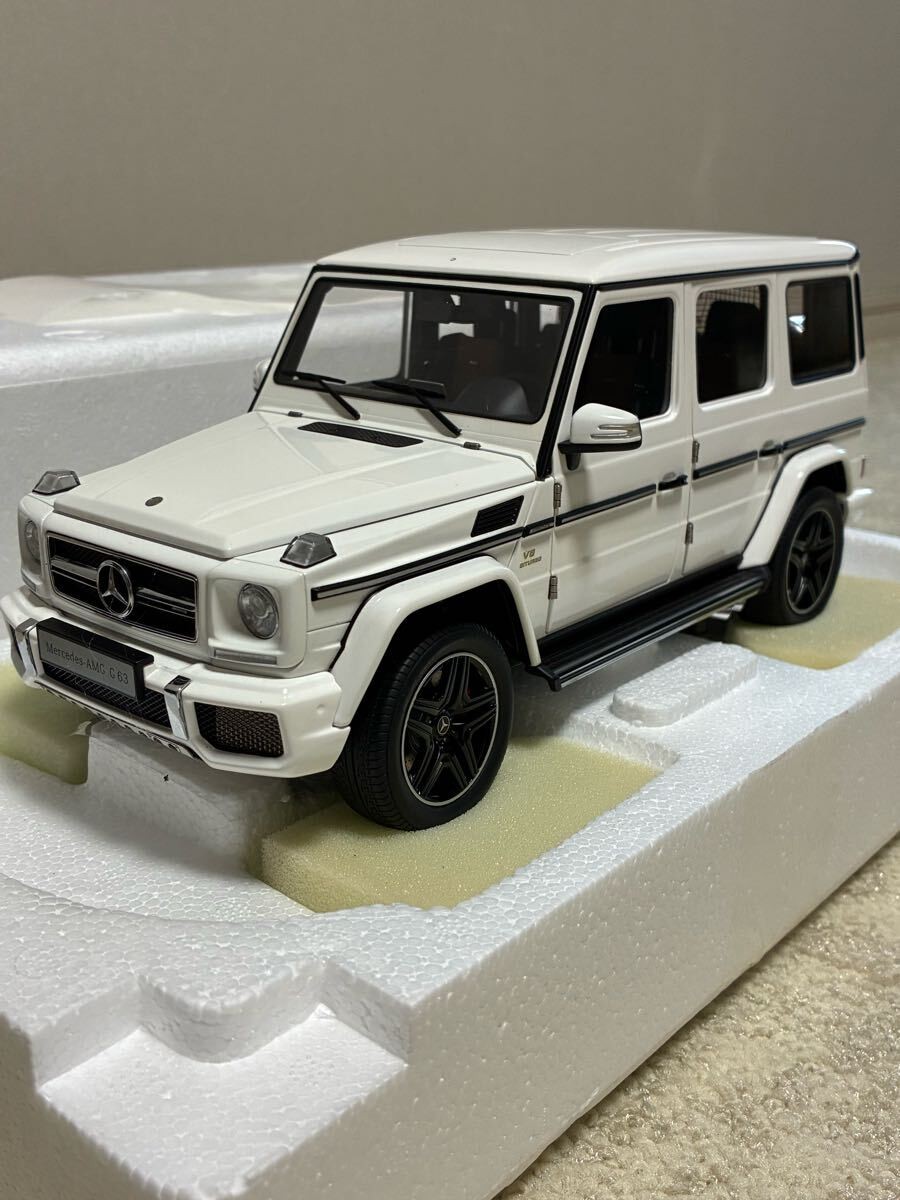 Mercedes-Benz G-Class ミニカー　オートアート1/18 Amazon.com: Autoart Mercedes Benz G500 4X4 2 Silver 1/18