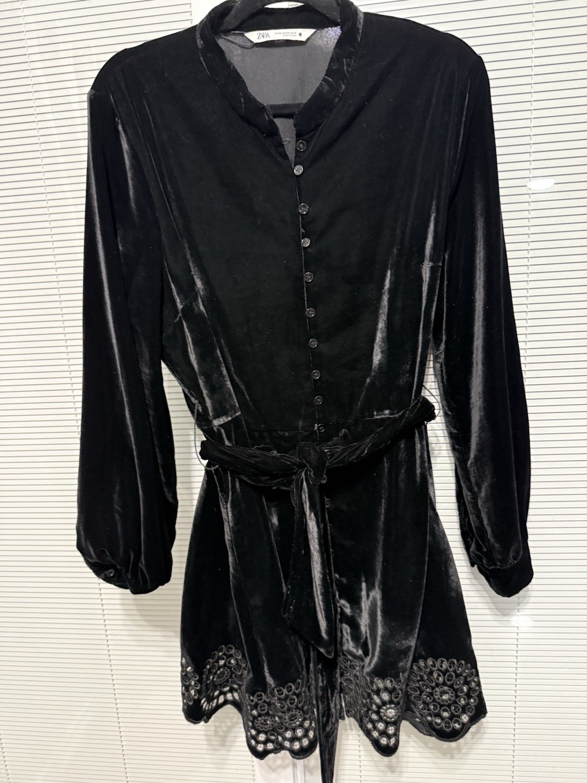 ZARA NEW Black Velvet Embroidered Dress With Belt Size XL