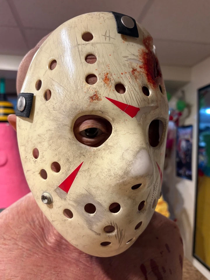 Máscara y disfraz de silicona Jason parte 4 Foto 3 de 4
