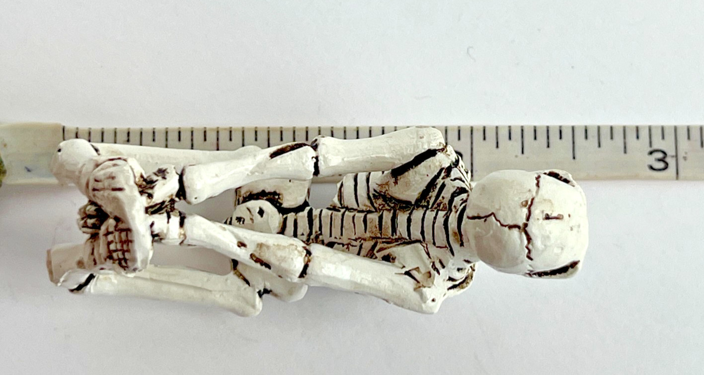 Creative Co-Op Set of 2 Yoga Skeleton Figurines