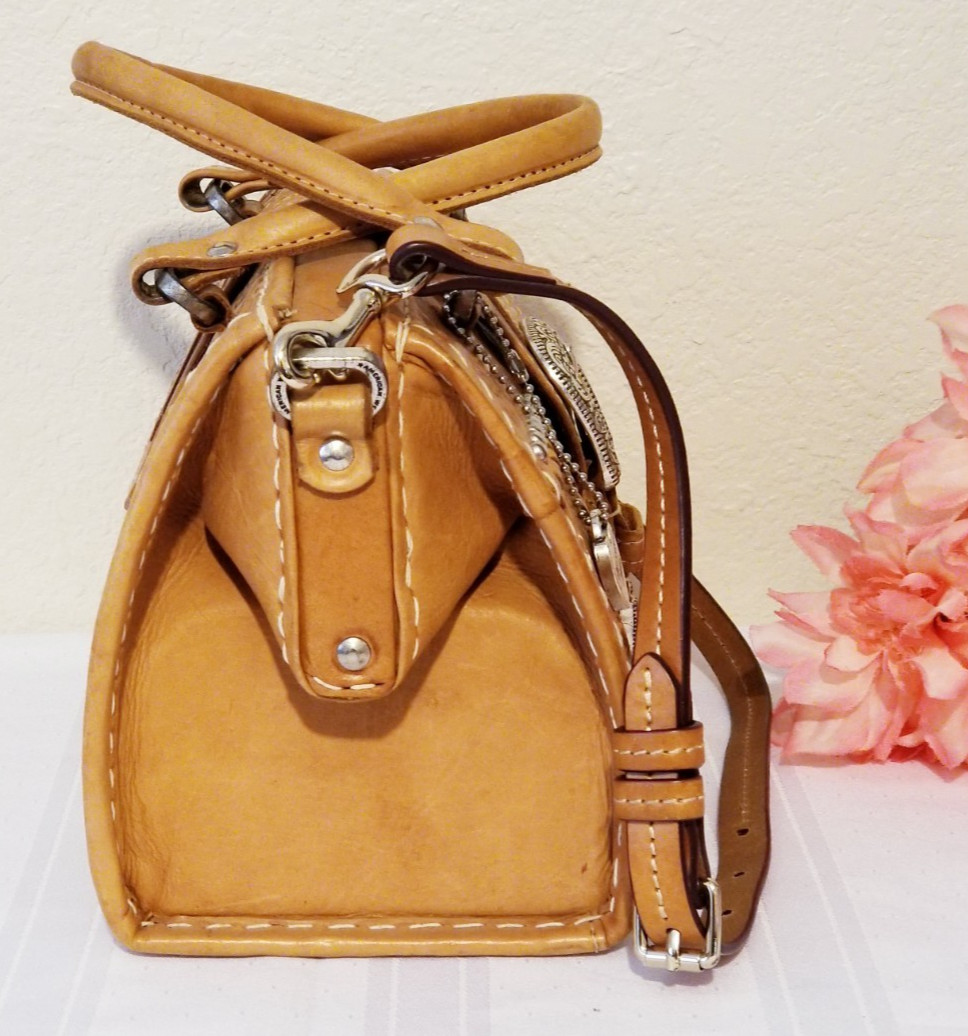 AMERICAN WEST Vintage HAND TOOLED TAN LEATHER SHOULDER DOCTOR'S BAG HANDBAG image 5