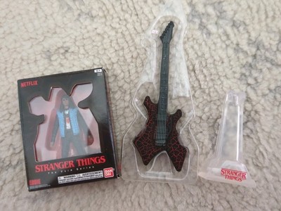 UK Netflix Zuru Mini Marken STRANGER THINGS Eddies E-Gitarre & Ständer 