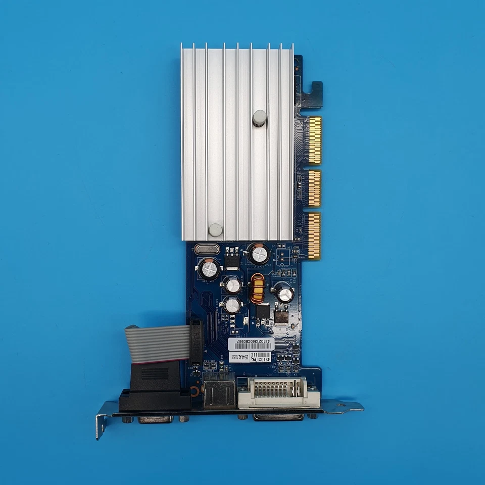 PNY Nvidia Geforce 6200 DDR2 512MB AGP Retro Gaming GPU Win XP/Vista - Image 3 of 4