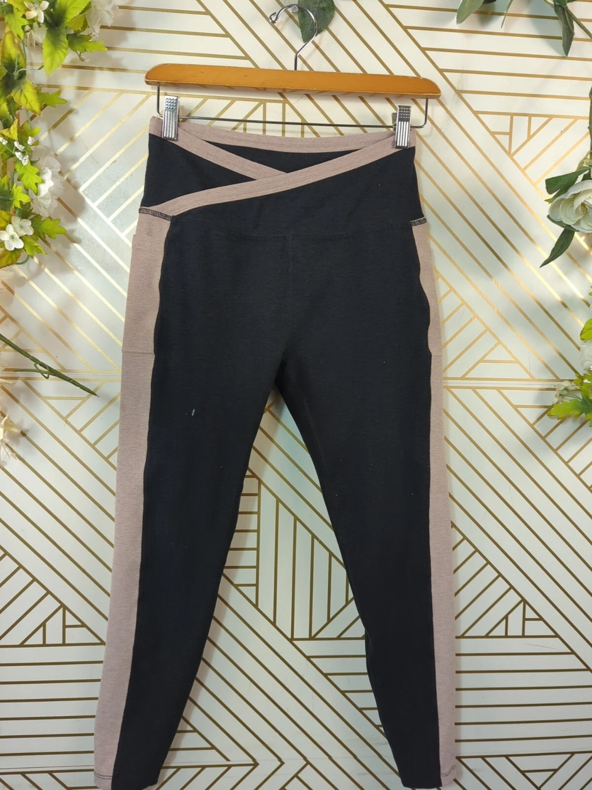 beyond-yoga block out high-waisted midi leggings