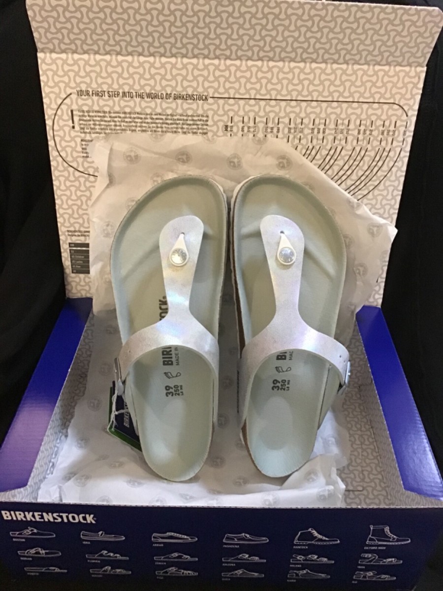 BIRKENSTOCK NIB GIZEH IRIDESCENT MATCHA WITH MATCHING FOOTBED 39 L