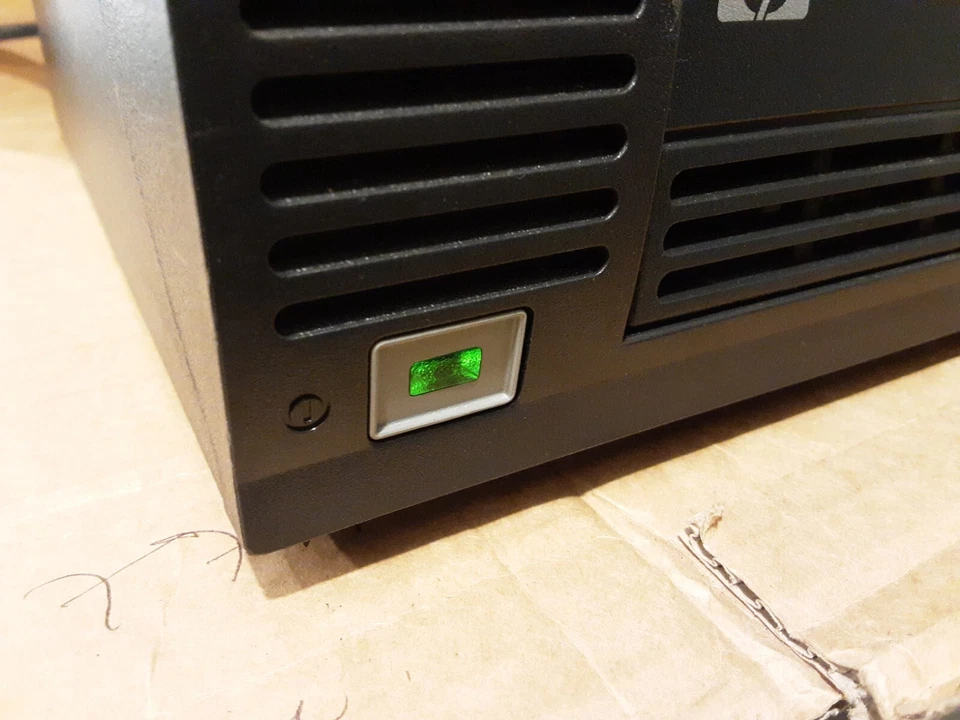 HP ULTRIUM 460 Q1520A LTO-2 200/400GB Q1519-69201 internal tape drive, No Spring - Image 4 of 4