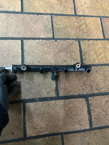 Original Alfa Romeo 147 937 1.6 16V Düsenstock Einspritzleiste Bosch 0280151048