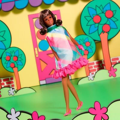 Barbie 2022   FRANCIE Fabriqué en Indonésie NRFB  - Photo 1/4
