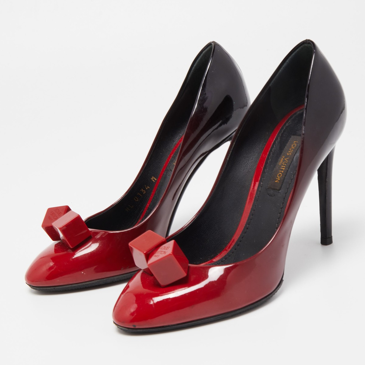 Louis Vuitton Red/Black Ombre Patent Leather Dice Pumps Size Louis Vuitton Red/Black Ombre Patent Leather Dice Pumps Size