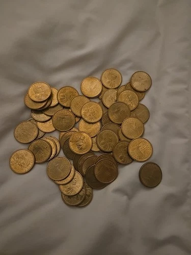 (50) 2000 P Sacagawea Golden One Dollar Liberty Coins Vintage, lot of 50