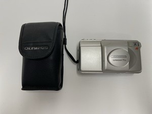 Olympus Superzoom 70g 35mm Film Camera Silver