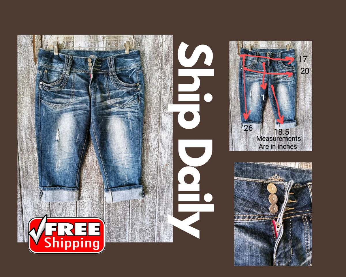Almost Famous Women s Juniors Size 11 Dark Wash Denim Capri Pants