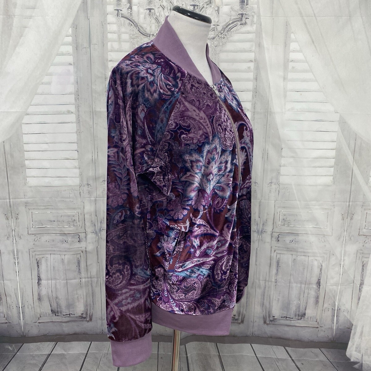 One World Farmers Market Size XL Purple Floral Velvet Velour