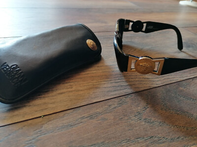 Gianni Versace Sonnenbrille Damen MOD 424/M Col. 852 BK   Gebraucht