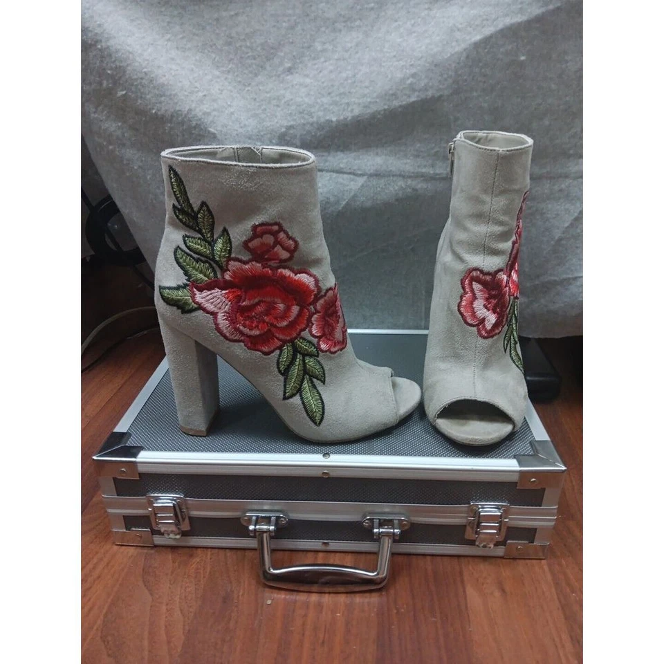 Wild Diva Mujer Talla 6 Gris Floral Bordado Botines Gamuza Cremallera Punta Abierta Foto 2 de 4