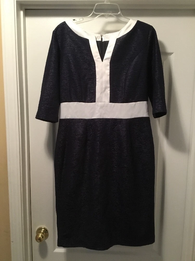 CHANEL Abito CHANCELLE blu navy orlo bianco foderato in poliestere taglia 10