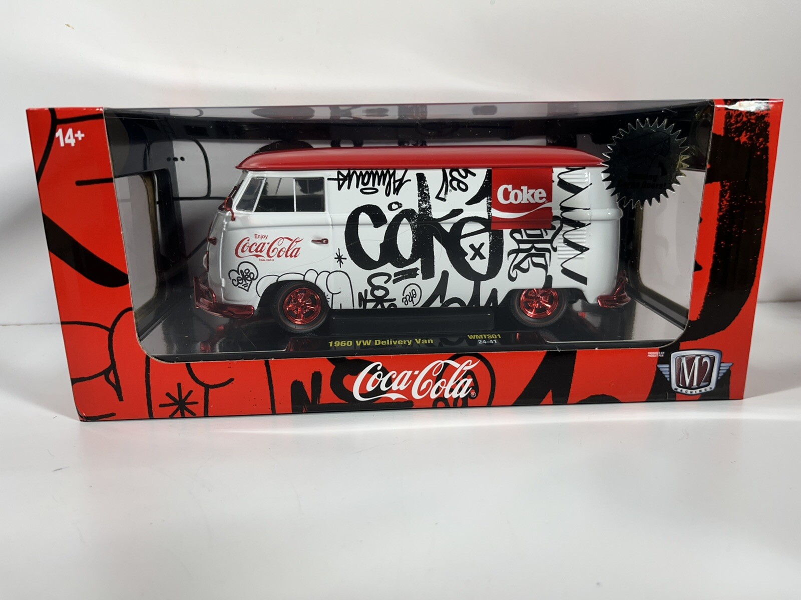 M2 machines 1/24 1960 VE Delivery Van Coke 750 Chase