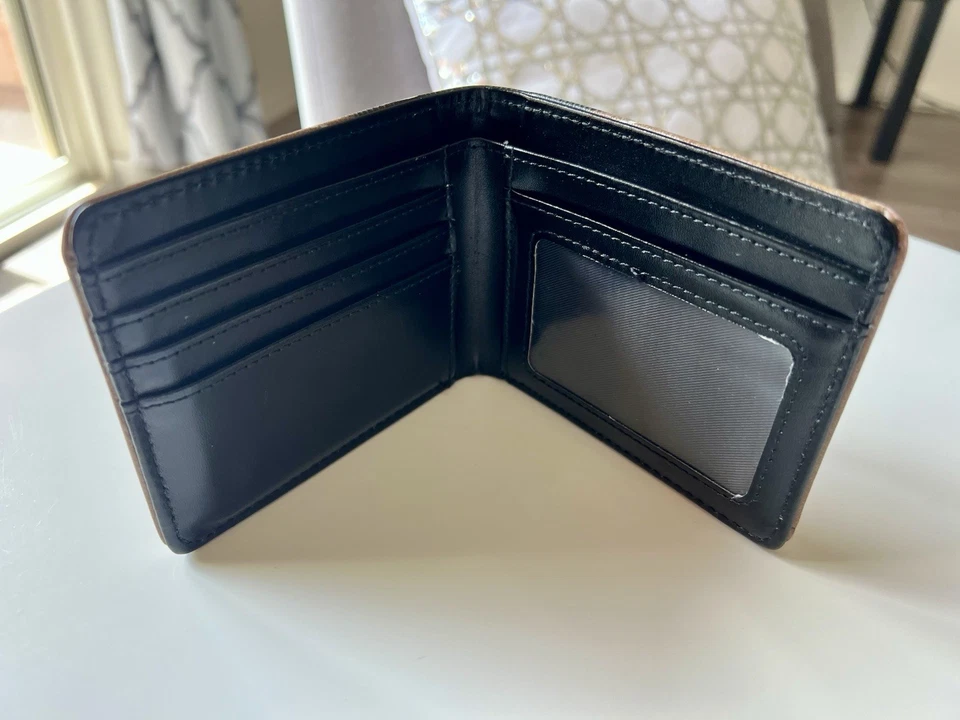 状况良好玛莎拉蒂皮革钱包! — 第 3/4 张图片